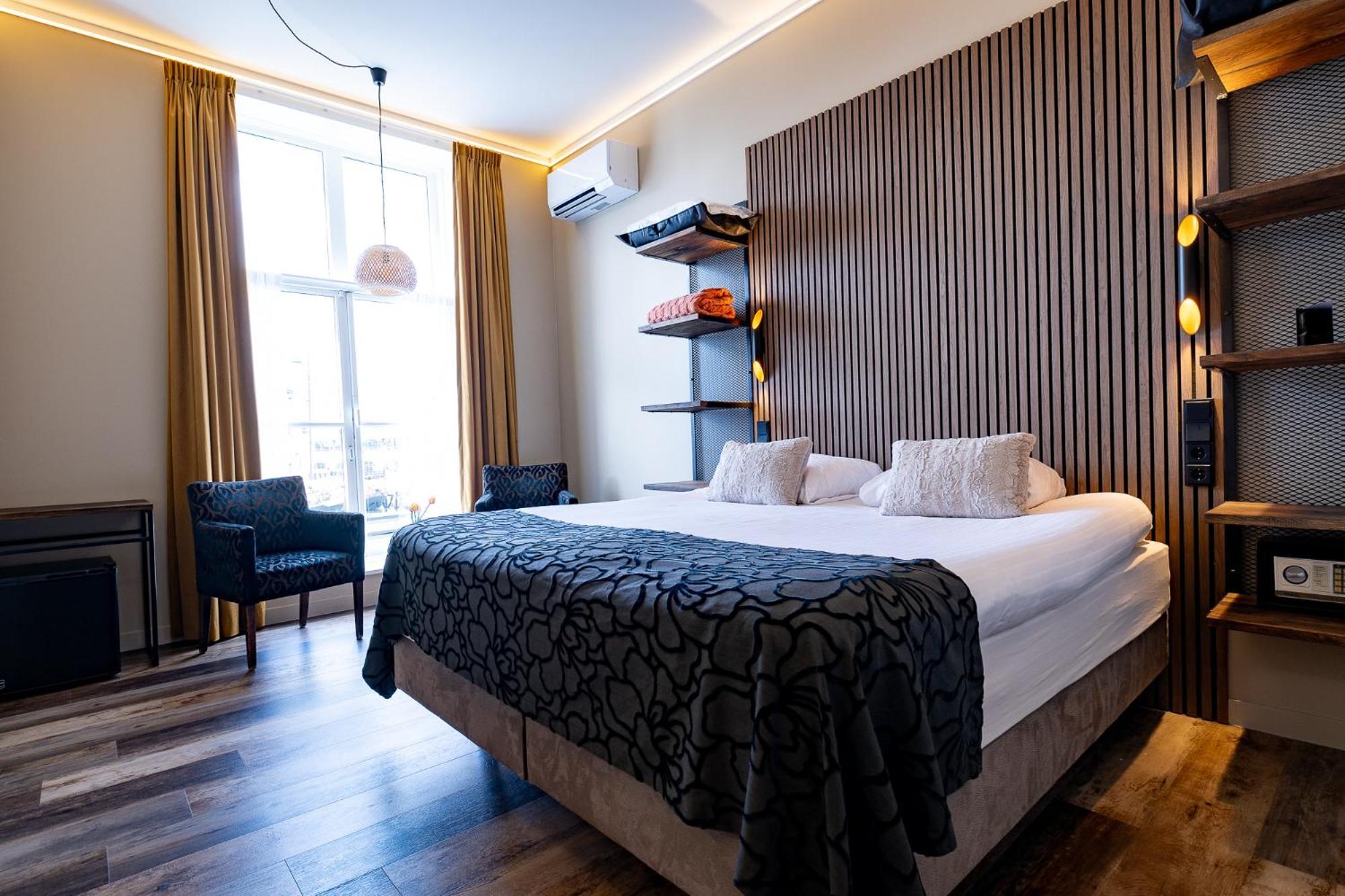 Hotel Zeezicht Харлинген Екстериор снимка